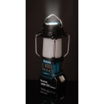 ODBIORNIK RADIOWY Z LAMPĄ I LATARKĄ 18V FM BLUETOOTH USB