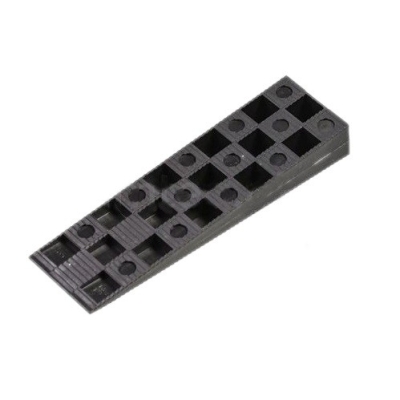 KLIN MONTAŻOWY PLASTIKOWY 20/45/150MM