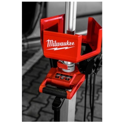 LAMPA AKUMULATOROWA M18HOSALC-0 18V 0*AH