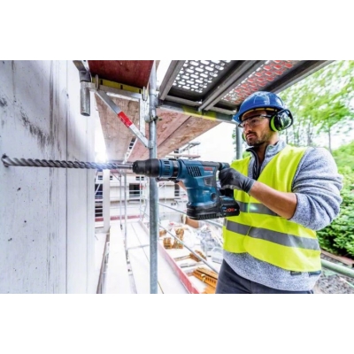 MŁOT UDAROWY OBROTOWY AKUM. SDS-MAX GBH 18V-36C 2*8.0AH