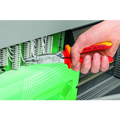 SZCZYPCE DO PRAC ELEKTROINSTALACYJNYCH 6W1