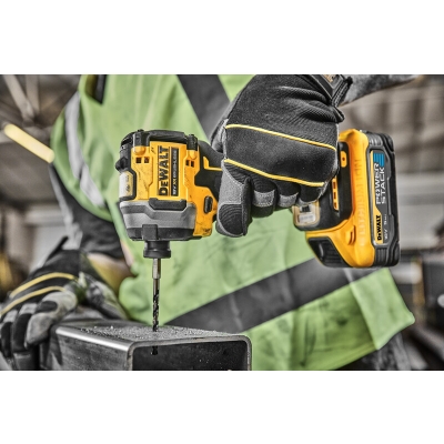 ZESTAW WKRĘTARKA DCD805 + ZAKRĘTARKA DCF850 18V 2*5.0AH