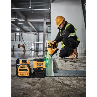 LASER LINIOWY 3-PŁASZCZYZNOWY 12/18V  ZIE. WIĄZKA XR 1*2.0AH