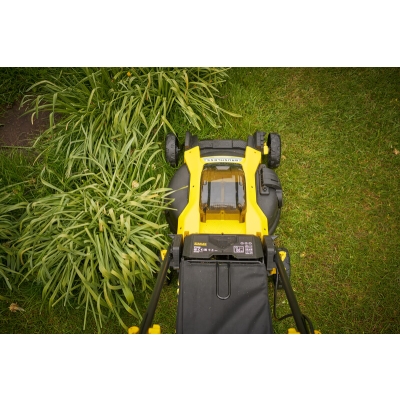 KOSIARKA DO TRAWY AKUMULATOROWA 50CM V20 18V 2*4.0AH