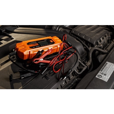 PROSTOWNIK AUTOMATYCZNY 4A/70W,3-120AH DO AGM/GEL