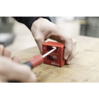 MAGNETYZER/DEMAGNETYZER