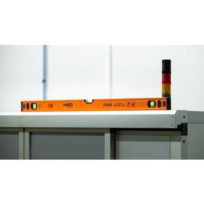 POZIOMICA ALUMINIOWA S300 3 LIBELLE 80CM.